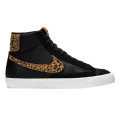 Nike Blazer Mid 77