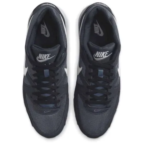 Nike Air Max Command