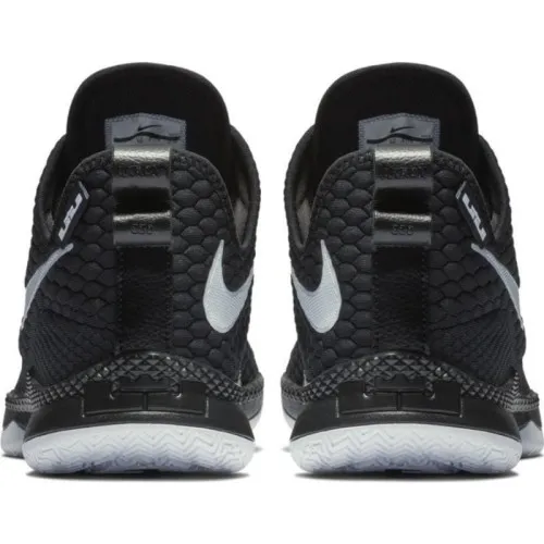 Nike LeBron Witness III