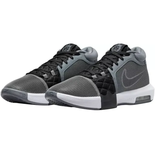 Nike LeBron Witness VIII