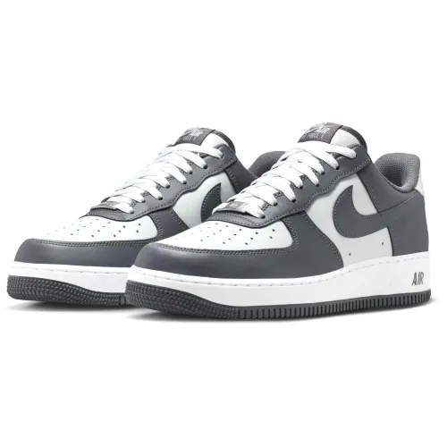 Nike Air Force 1 '07