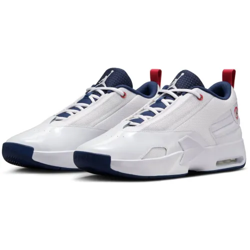 Nike Air Jordan Max Aura 6