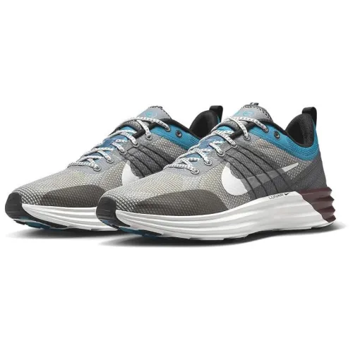 Nike Lunar Roam SE