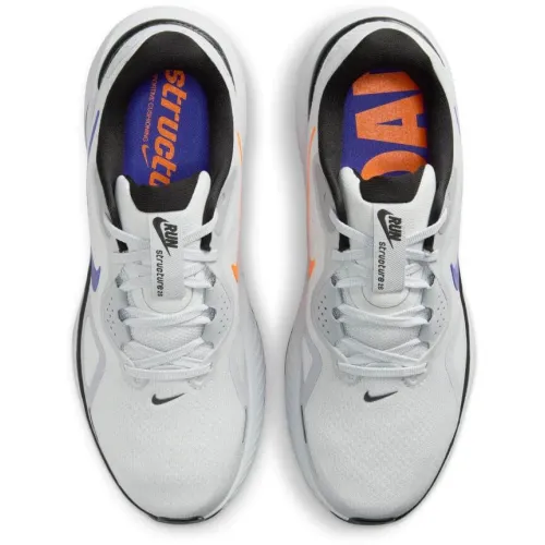 Nike Structure 26