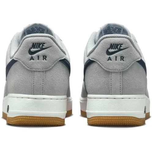 Nike Air Force 1 '07 LV8