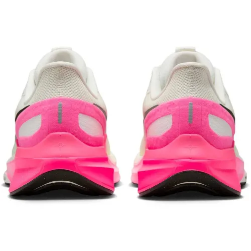 Nike Air Zoom Structure 25