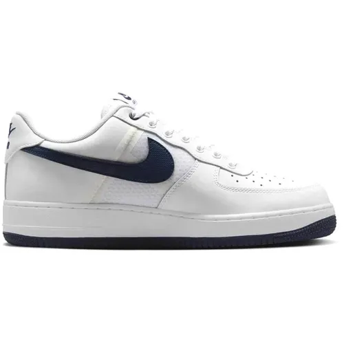 Nike Air Force 1 '07 LV8